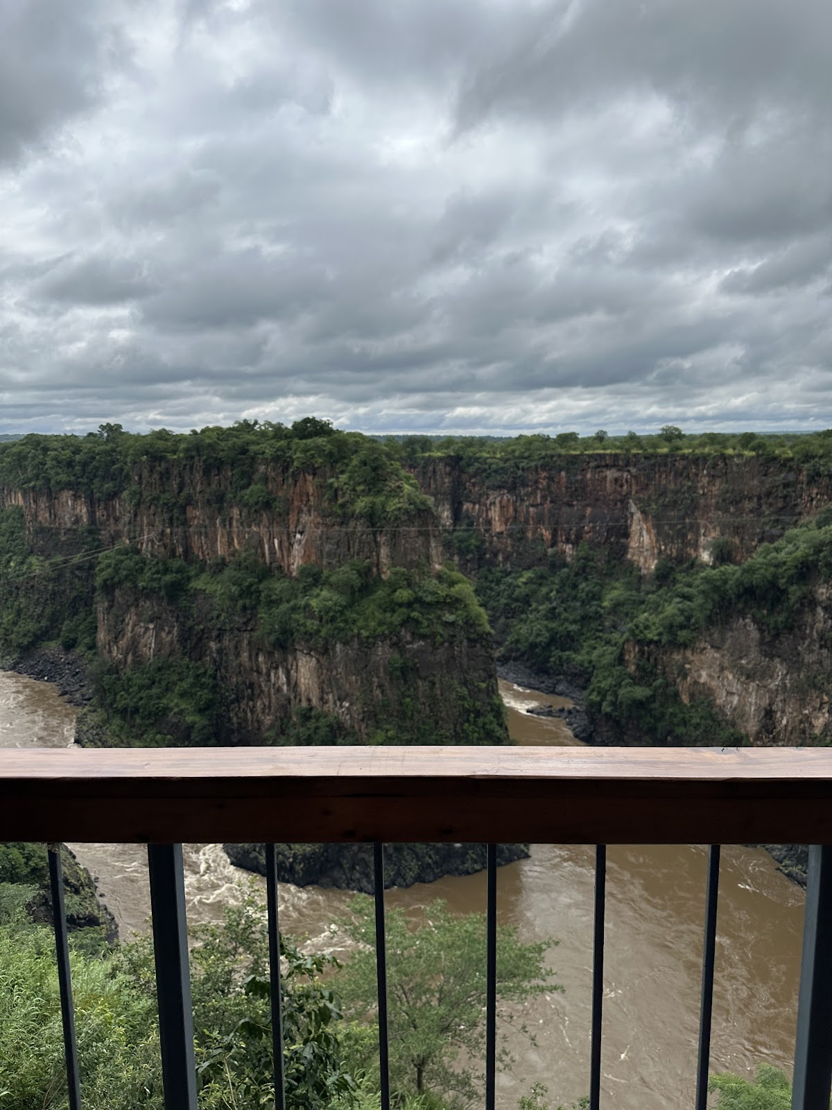 Far and Beyond Safaris — tour operator in 872 Aerodrome, Zimbabwe – photo 4