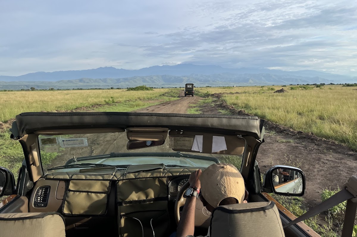 SAM UG TOUR GUIDE DRIVER — tour operator in Saaka road Home bliss, Uganda – photo 6