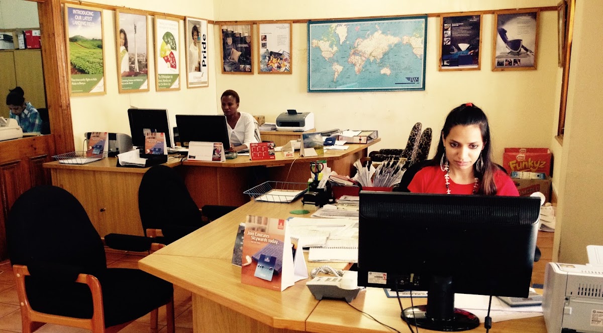 Eco Logical Safaris & Travel — tour operator in 119B Fife Street Between 12th & 13th Avenue, Zimbabwe – photo 2