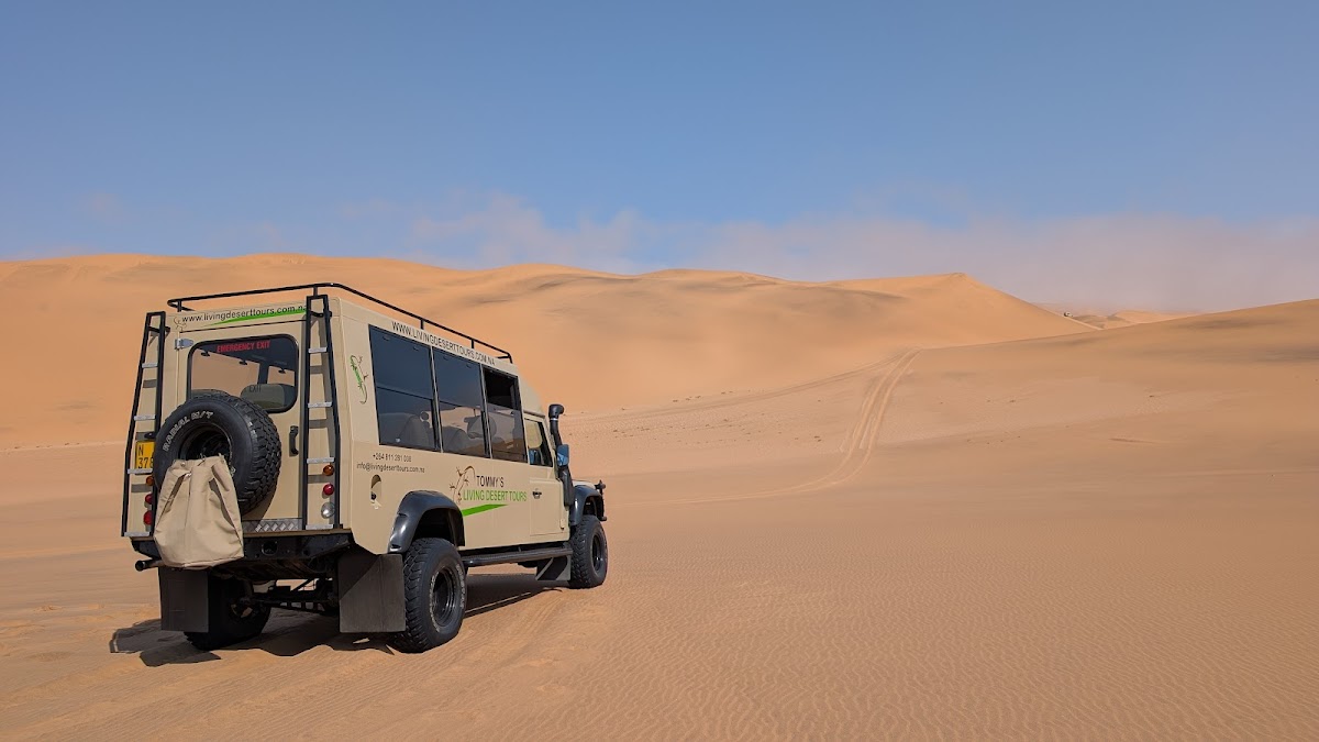 Tommy's Living Desert Tours — tour operator in Hendrik Witbooi, Namibia – photo 3