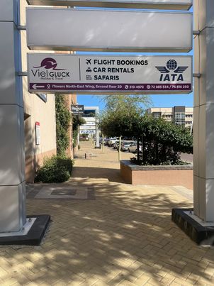 Viel Gluck Travel / Africa Safaris — tour operator in i Towers, Botswana – photo 4