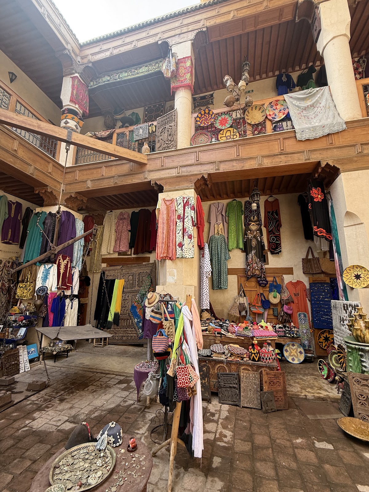 Marrakech WITH Locals — tour operator in 19 Place des Ferblantiers, Morocco – photo 6