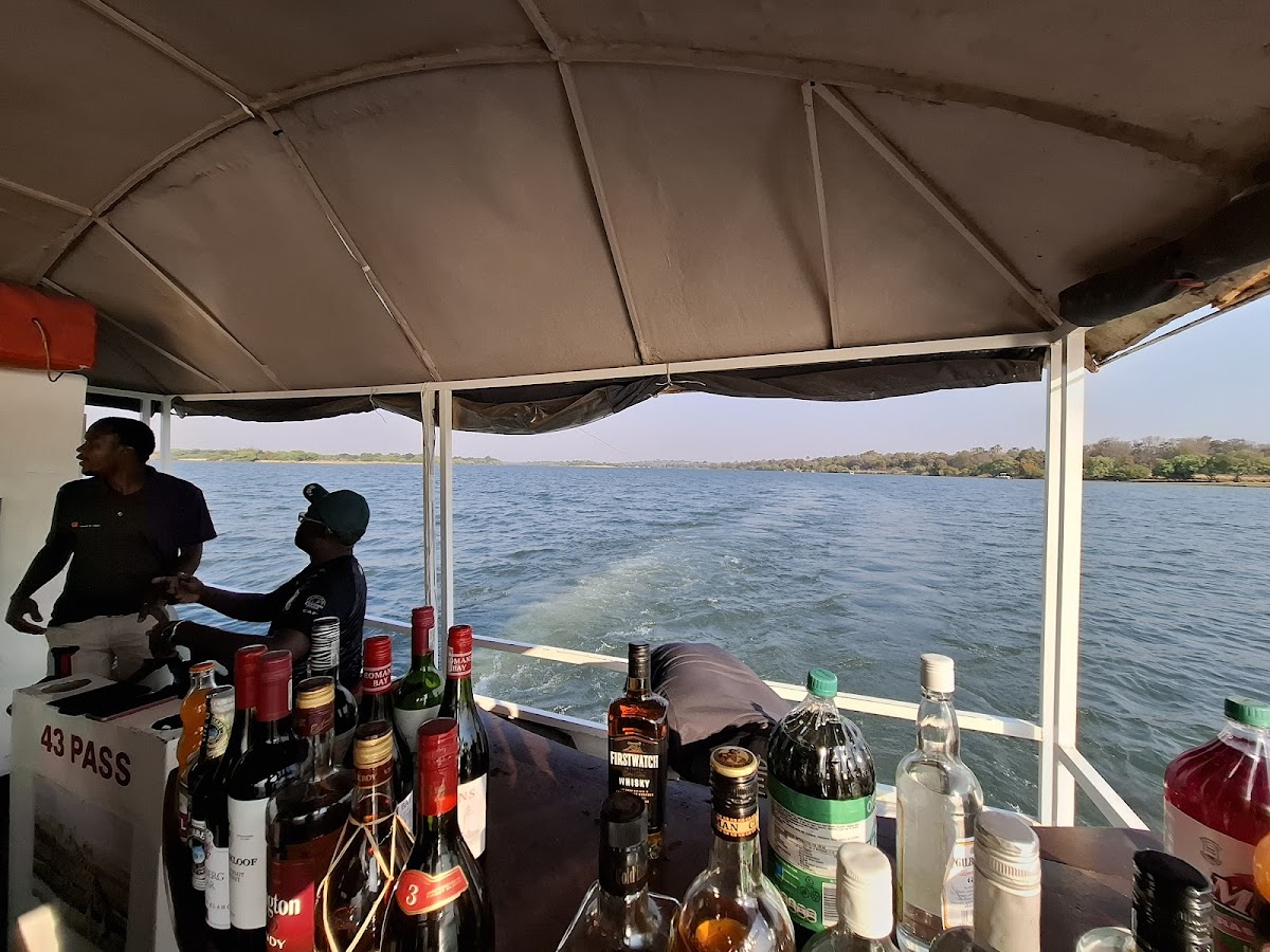 Fuhara Safaris — tour operator in metcalf Rd, Zimbabwe – photo 6