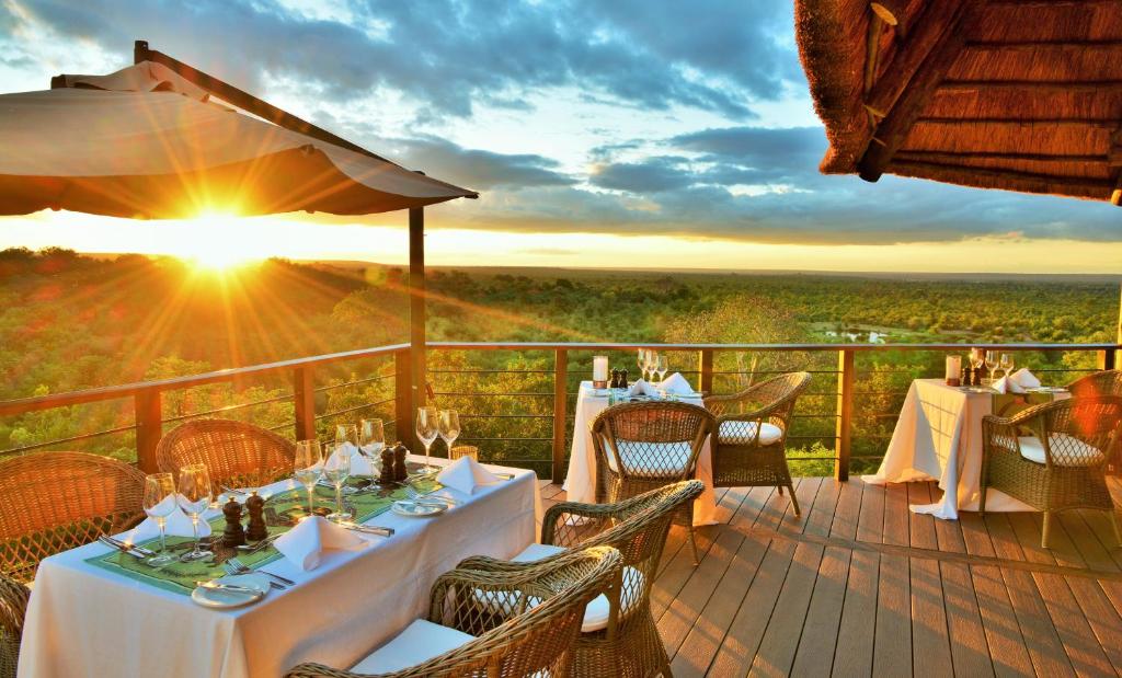 Royal Vacations — tour operator in & First Ave, Zimbabwe – photo 5