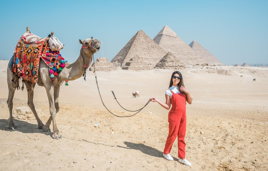 Cairo Female Tour Guide — tour operator in haram, Egypt – photo 1